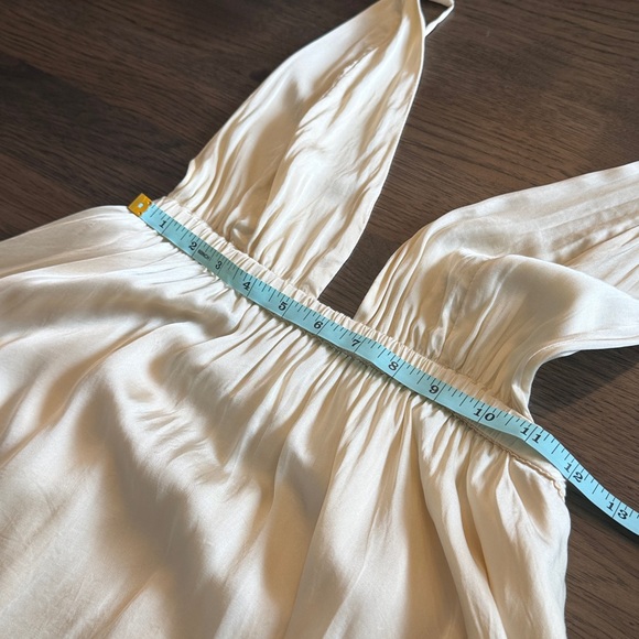 Indah Women's Off White Halter Style Dress Large - Picture 5 of 10